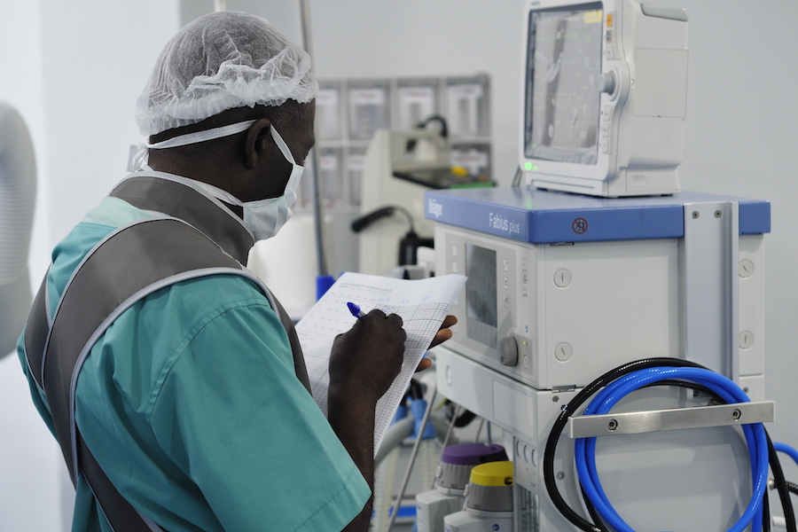 Face aux évacuations sanitaires coûteuses, le gouvernement béninois ambitionne de mettre en place des pôles d’excellence.