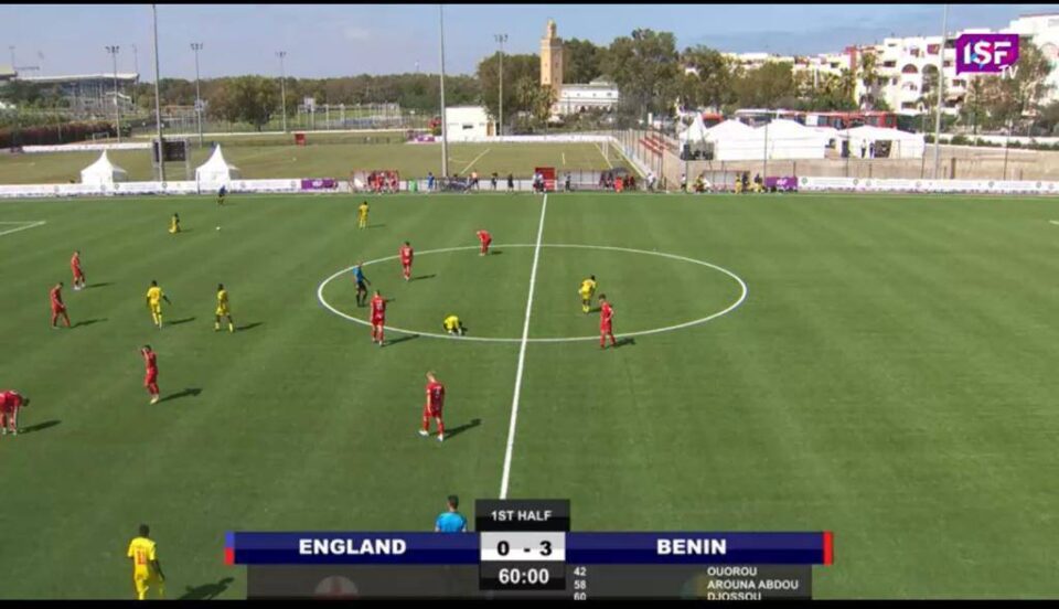 Après avoir fini premier du groupe C mardi 25 juillet, le Bénin joue la France mercredi 26 juillet à la coupe du monde de football scolaire en cours au Maroc. Le pays, représenté par les élèves du CEG Sainte Rita, a inscrit 15 buts au premier tour et affiche 9 points au compteur.