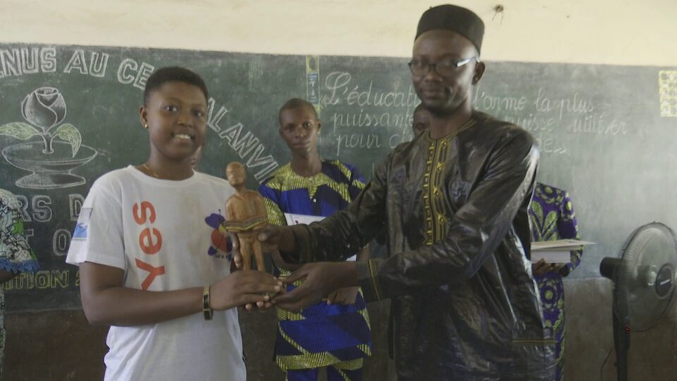 Originaire de la ville de Malanville, Nabilatou a réussi à hisser l'Alibori au rang de meilleur département en écriture et en art oratoire.