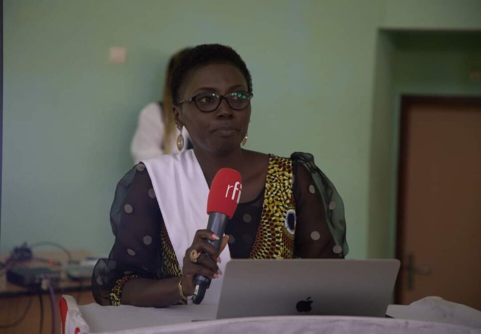 La journaliste béninoise Cécile Goudou a été élue à la tête du Réseau Dupont-Verlon pour le journalisme d’investigation (REJI).