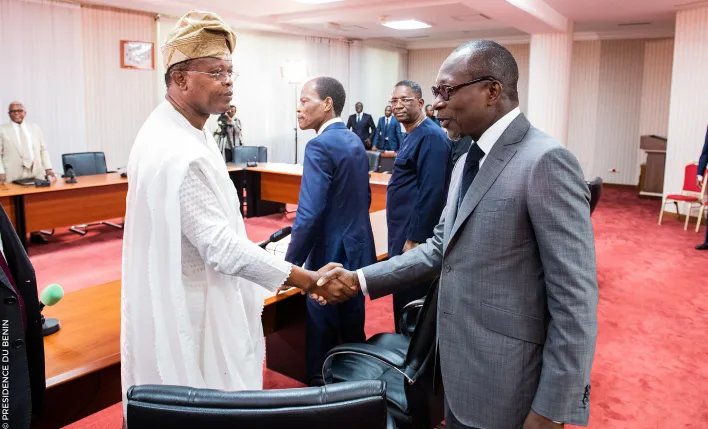 Au Bénin, la nouvelle révision de la Constitution introduite au parlement divise. L’opposition, après une concertation le 29 janvier, exprime son désaccord par rapport à la proposition de loi portée par le député Assan Seibou (Bloc Républicain).