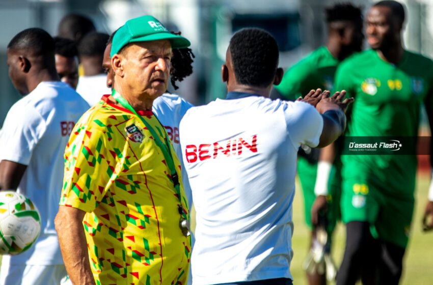 Les 06 et 10 juin 2024, les Guépards du Bénin livrent en Côte d’Ivoire deux matchs pour la qualification à la Coupe du monde 2026. Le sélectionneur national du football, Gernot Rohr, a dévoilé à Cotonou ce 25 mai, une liste de 25 joueurs.