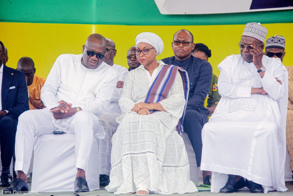 Des ministres du gouvernement et élus des partis soutenant les actions du président Patrice Talon rencontrent les citoyens à la base. C’est une tournée de reddition de compte entamée depuis 25 mai 2024.