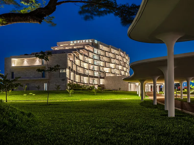 Le Sofitel Cotonou Marina Hotel & Spa vise à offrir une expérience de luxe inédite dans le pays et dans la sous région.