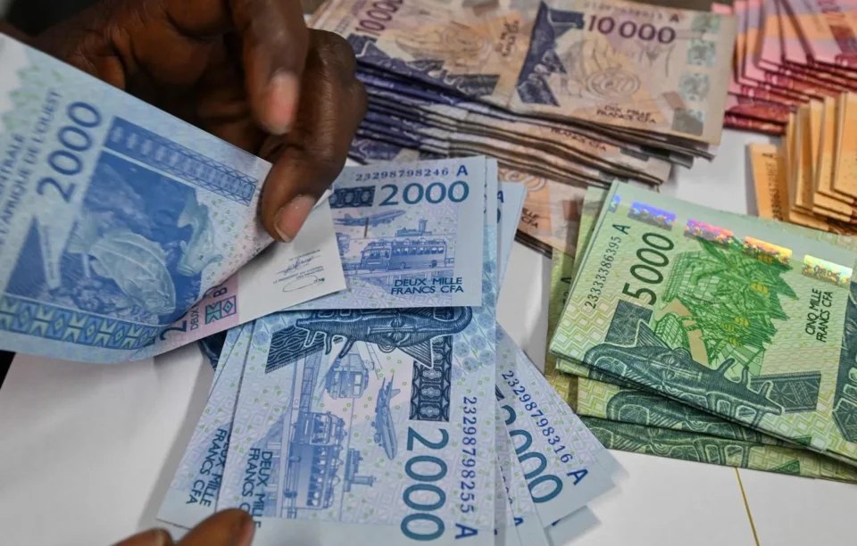 Le Bénin va financer les œuvres artistiques avec une enveloppe de plus d’un milliard de Francs CFA. L’ouverture du Fonds de développement des arts et de la culture (FDAC) a été annoncée vendredi 11 octobre 2024 à Cotonou.
