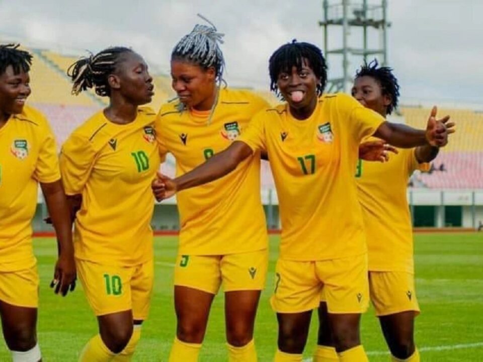Les Amazones du Bénin affrontent les Super Falcons du Nigeria en octobre 2025. L’équipe béninoise s’est qualifiée pour le second tour des éliminatoires de la CAN féminine Maroc 2026, après avoir battu les Sierra Queens de la Sierra Leone en double confrontation.