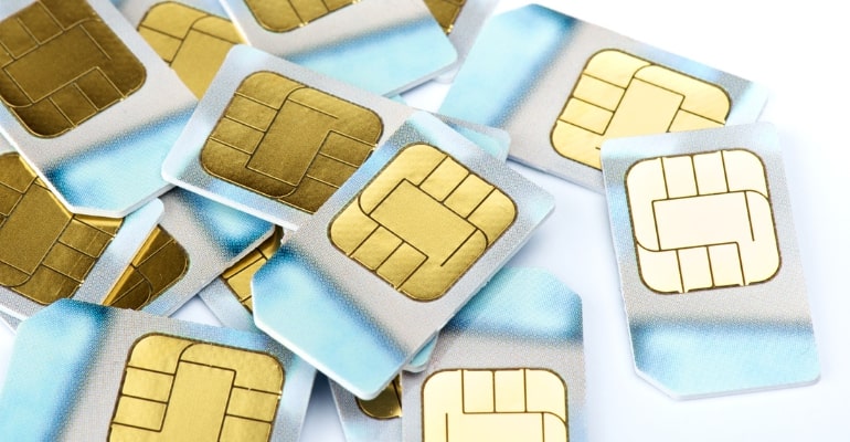 Depuis le 31 mars 2025, une affluence inhabituelle secoue les agences des réseaux de téléphonie mobile au Bénin. En effet, à partir de cette date, certains abonnés dont les cartes sim ne sont pas enregistrées ne parviennent plus à émettre des appels. A Cotonou et à Ouidah par exemple, ces abonnés se ruent vers les guichets de leurs opérateurs pour mettre à jour leurs informations.