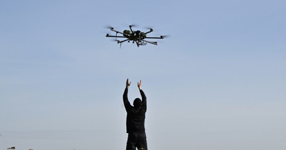 La phase sportive du concours de recrutement de 100 opérateurs de drones au profit des Forces armées béninoises se déroule ce vendredi 09 mai 2025. C’est un communiqué du Chef d’Etat-major des armées béninoises qui l'annonce.