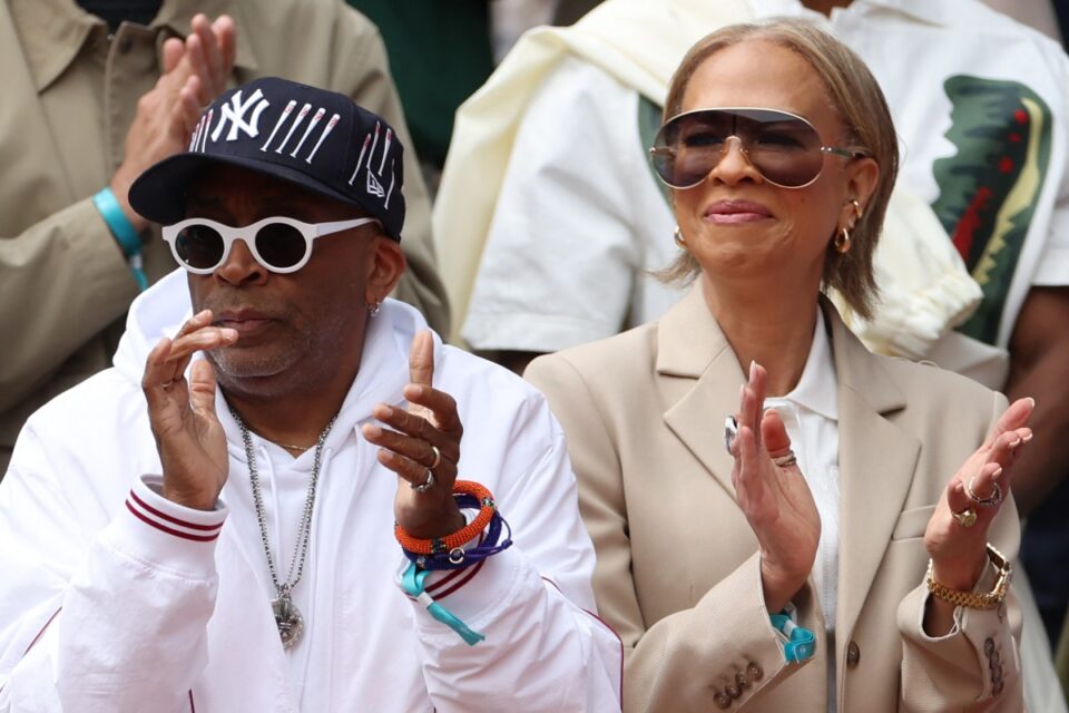 Le gouvernement du Bénin a nommé ce 23 juillet 2025,  Tonya Lee et Spike Lee Ambassadeurs Thématiques de la République du Bénin auprès de la Diaspora Afro-descendante des États-Unis d'Amérique. La nomination intervient quelques jours après le lancement de la plateforme dédiée à la procédure d’obtention de la nationalité béninoise en ligne. 