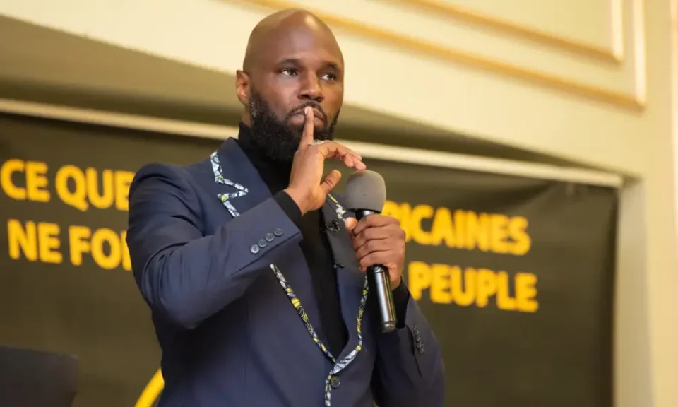 Kemi Seba : l’activiste béninois arrêté en Afrique du Sud