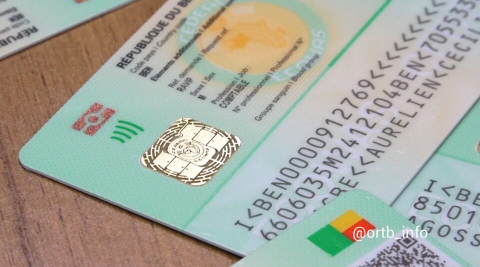 Bonne nouvelle pour les détenteurs de la Carte nationale d’identité biométrique (CNIB) au Bénin. Le renouvellement de la pièce peut désormais être engagé en ligne.